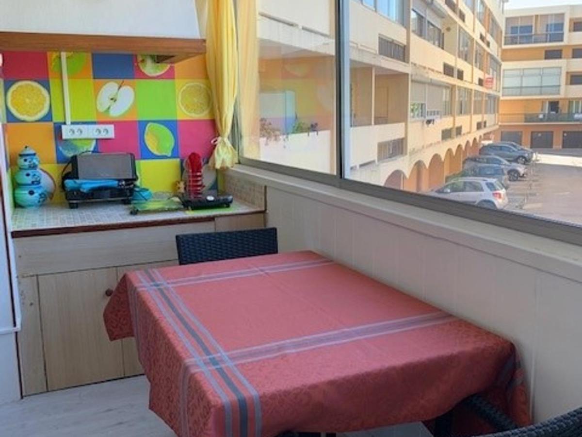 Appartement 2 Etoiles Proche Du Stade Et Des Thermes A Balaruc-Les-Bains, Avec Parking Et Balcon Ferme - Fr-1-503-84 Kültér fotó