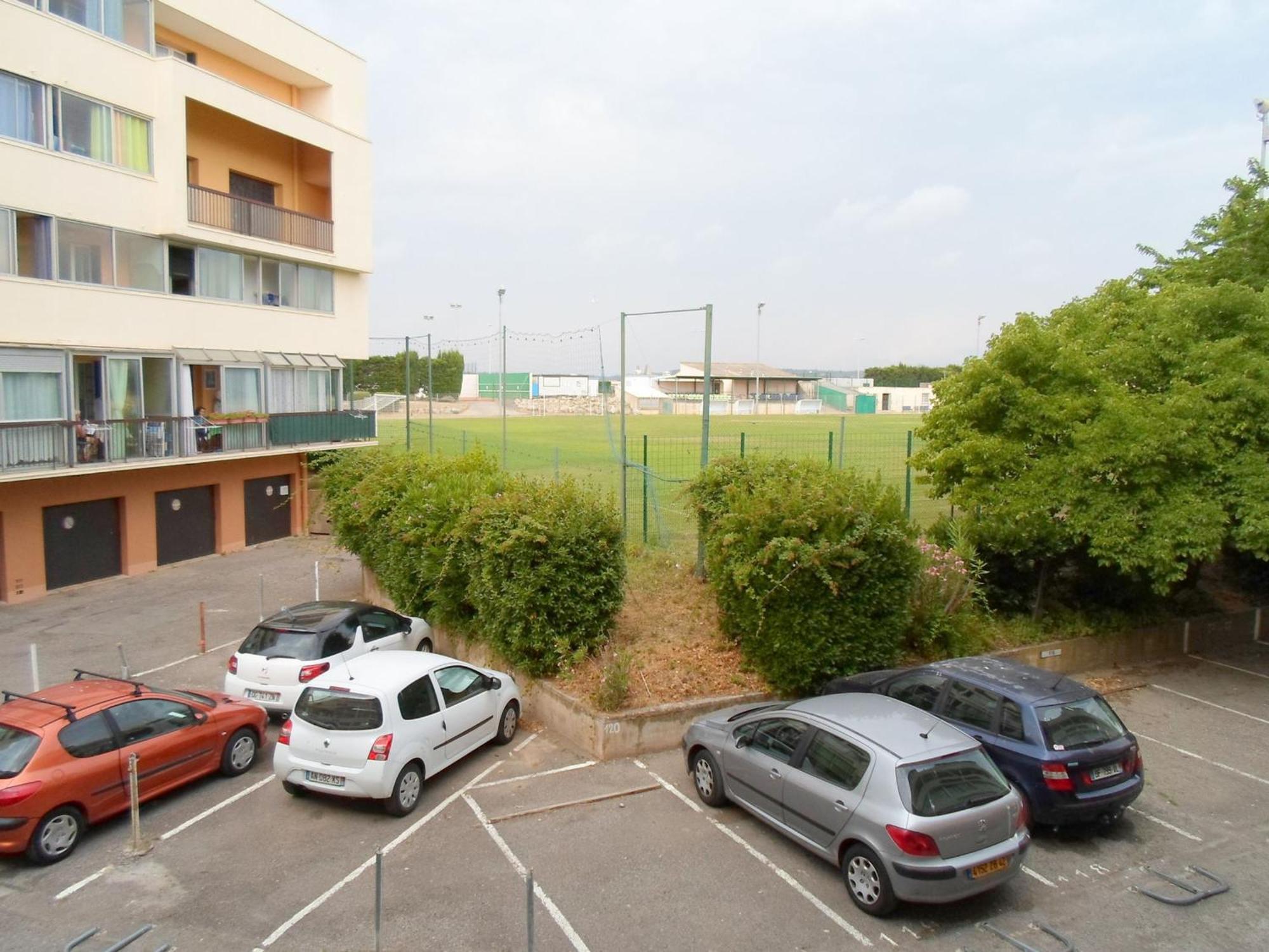 Appartement 2 Etoiles Proche Du Stade Et Des Thermes A Balaruc-Les-Bains, Avec Parking Et Balcon Ferme - Fr-1-503-84 Kültér fotó